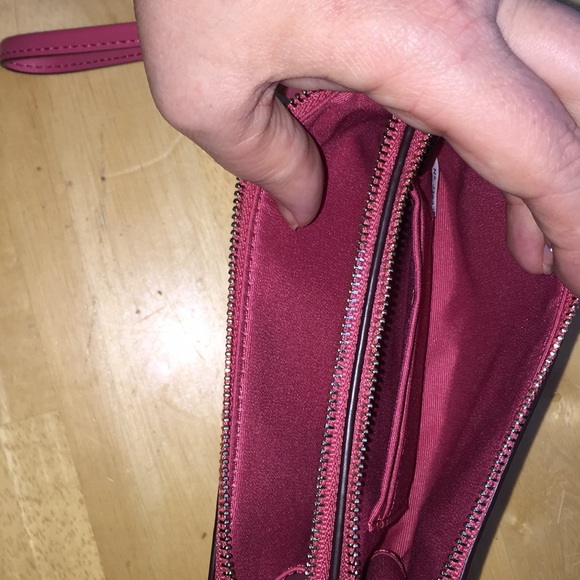 Wristlet - Picture 3 of 4